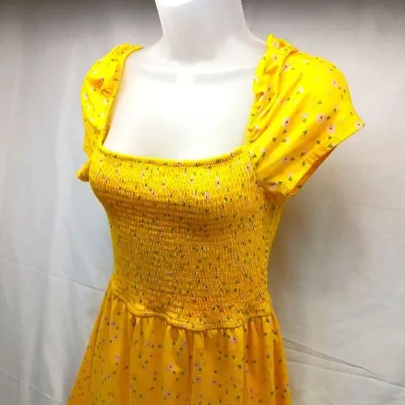 Trixxi Fit & Flare Floral Smocked Mini Midi Capped Sleeves Yellow Women's Large - Picture 3 of 9